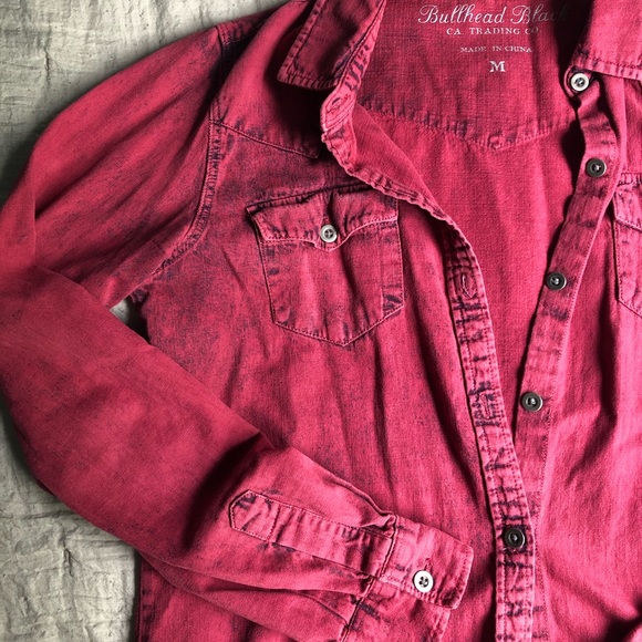Bullhead maroon distressed button up - Picture 2 of 4